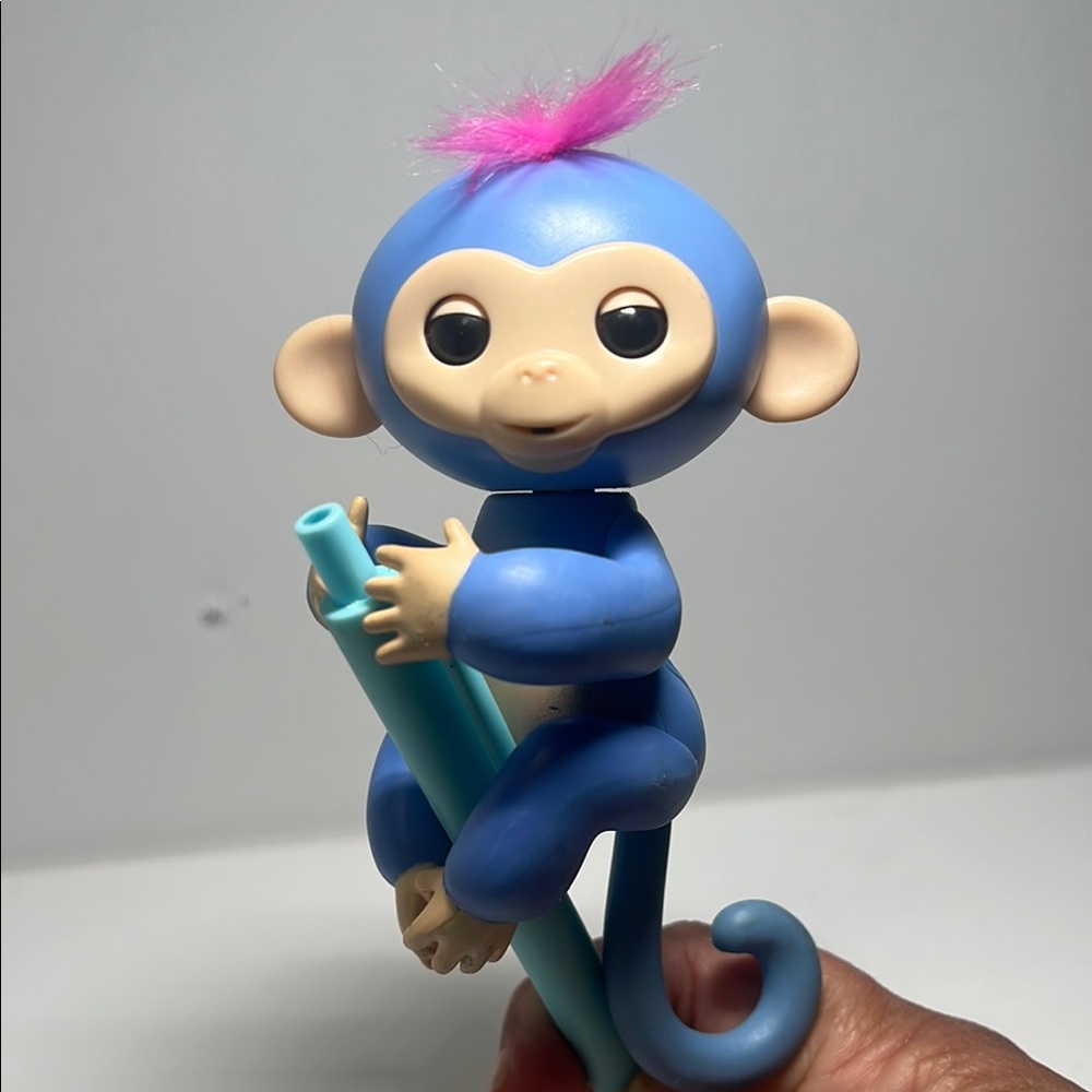 WowWee monkey fingerling 2018